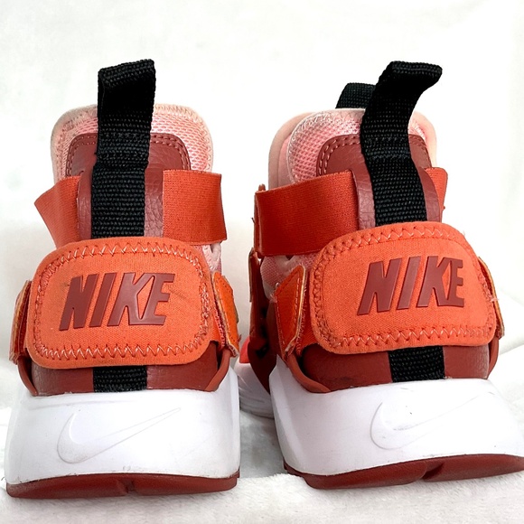 Nike Huarache Habanero  Lace  Up City Sneaker  youth Size 6Y (Women’s size 7.5) - Picture 13 of 14